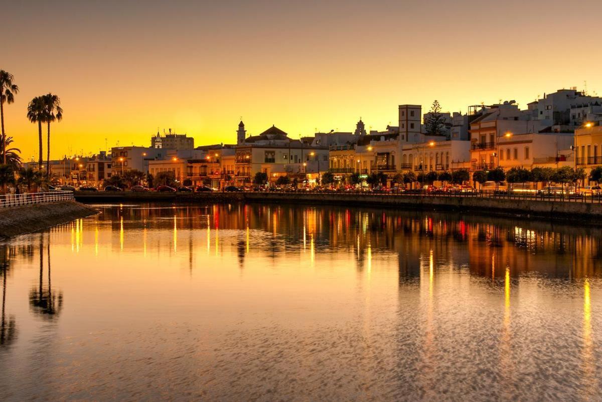 Apartamentos Custodio Ayamonte Eksteriør billede